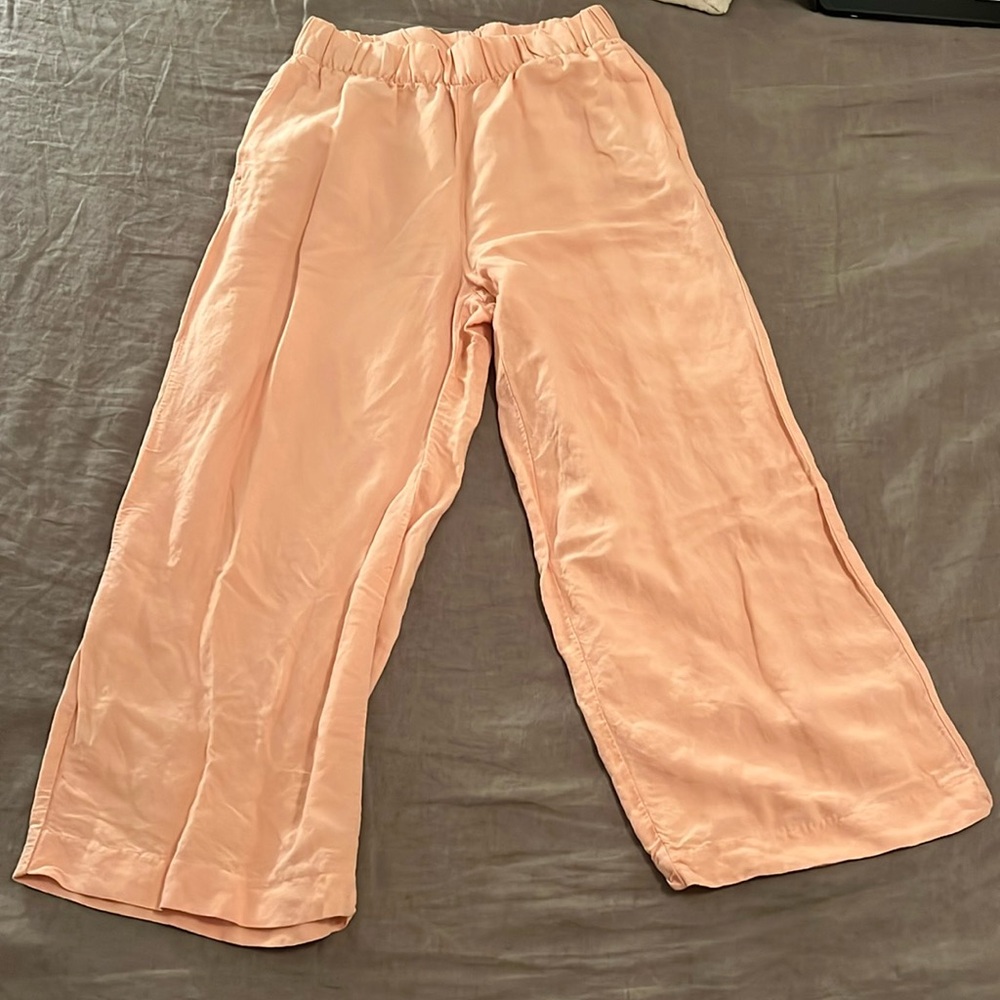 H&M Linen Blend Cropped Pants